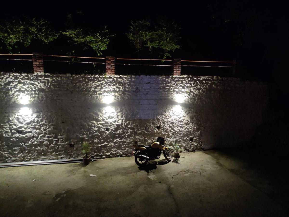 Hotel Royal Chamba (Himachal Pradesh) Exterior foto